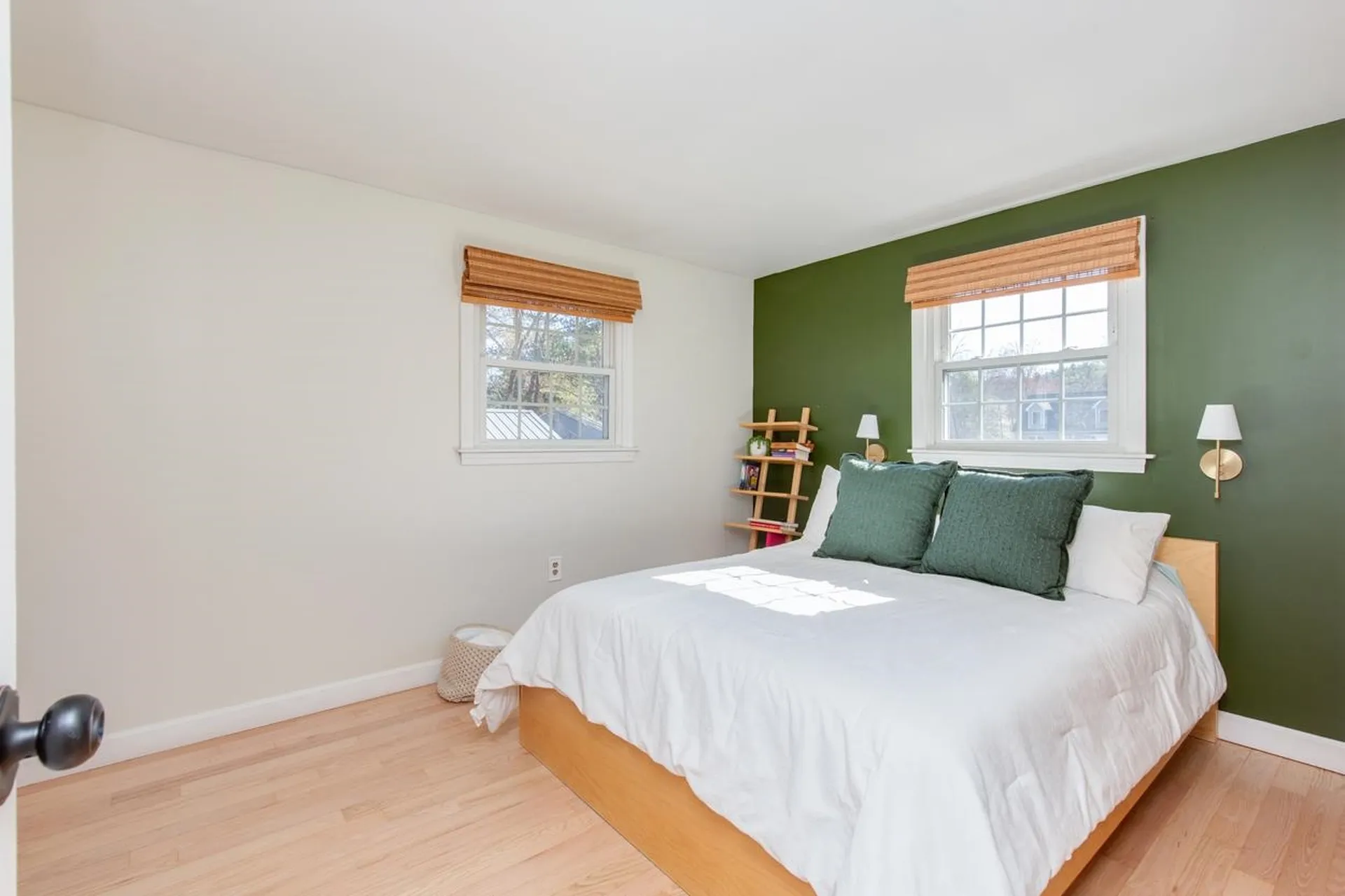 8 Kathy Drive Nashua NH 03062
