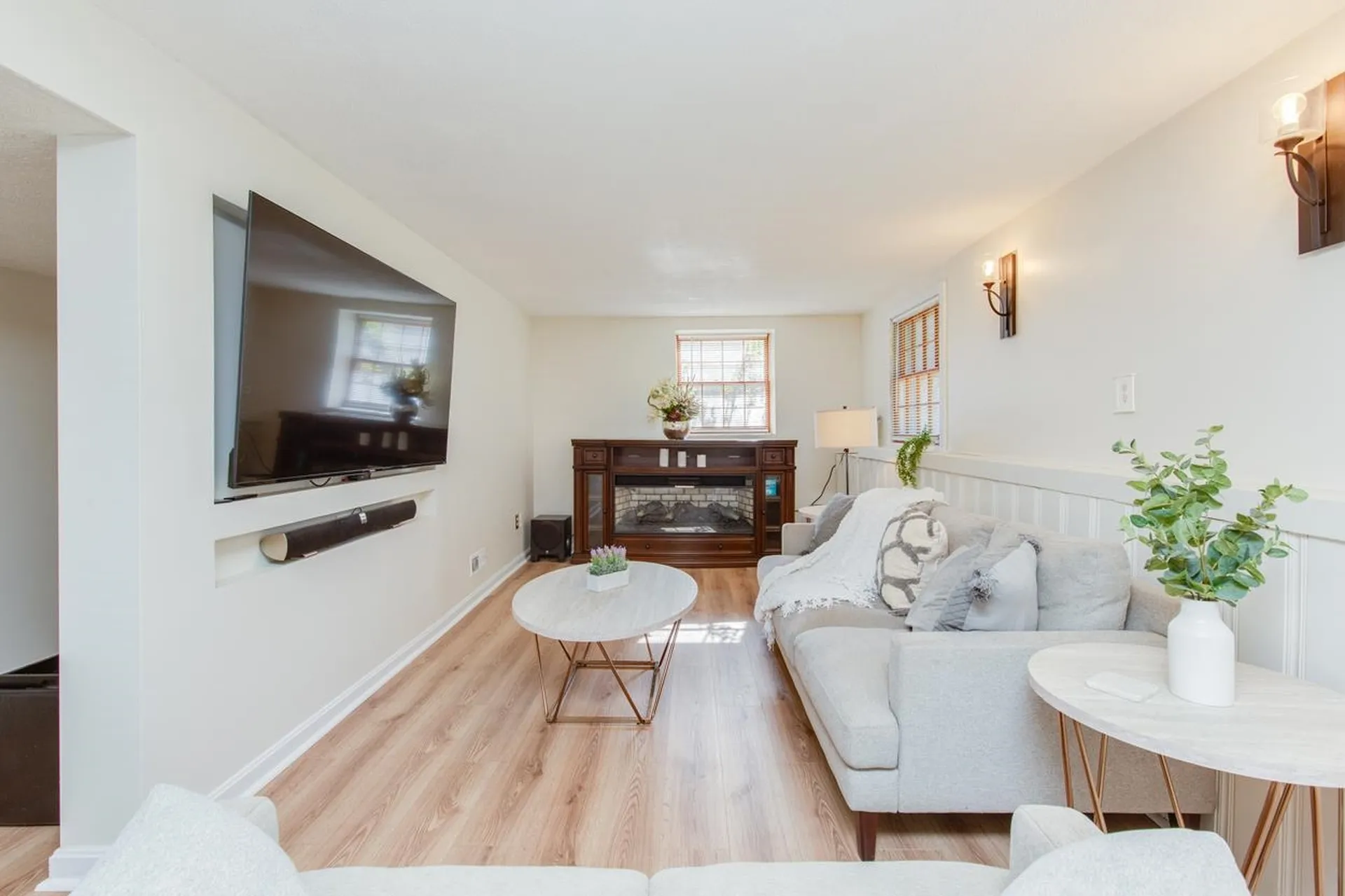 8 Kathy Drive Nashua NH 03062