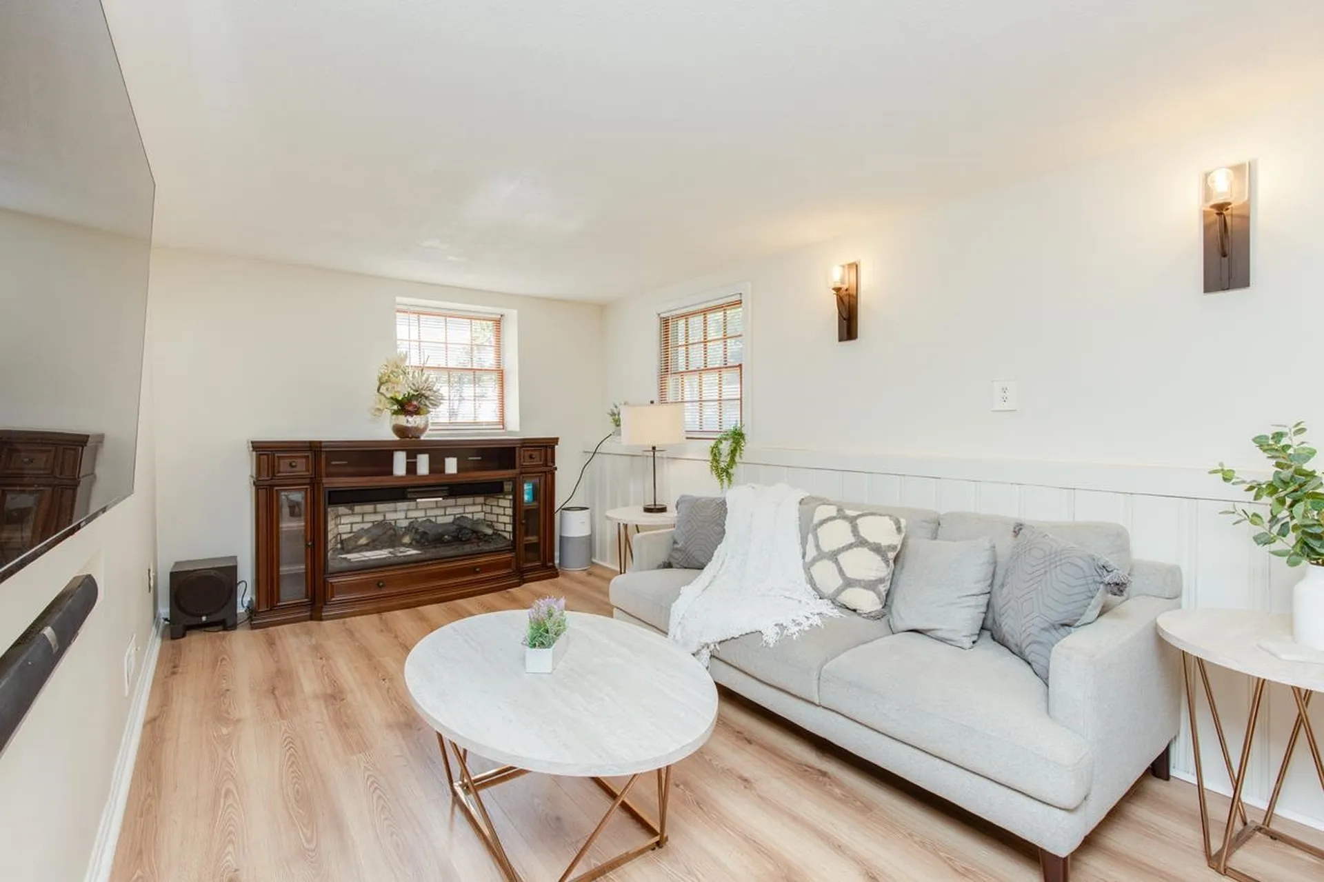 8 Kathy Drive Nashua NH 03062