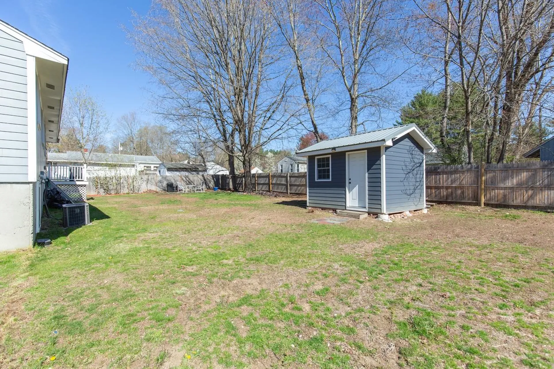 8 Kathy Drive Nashua NH 03062