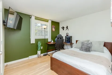 8 Kathy Drive Nashua NH 03062