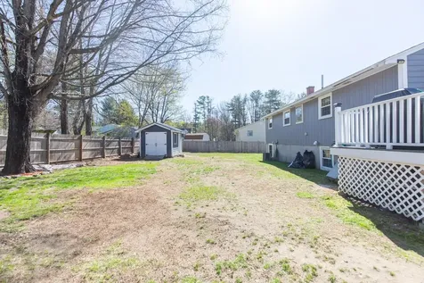 8 Kathy Drive Nashua NH 03062
