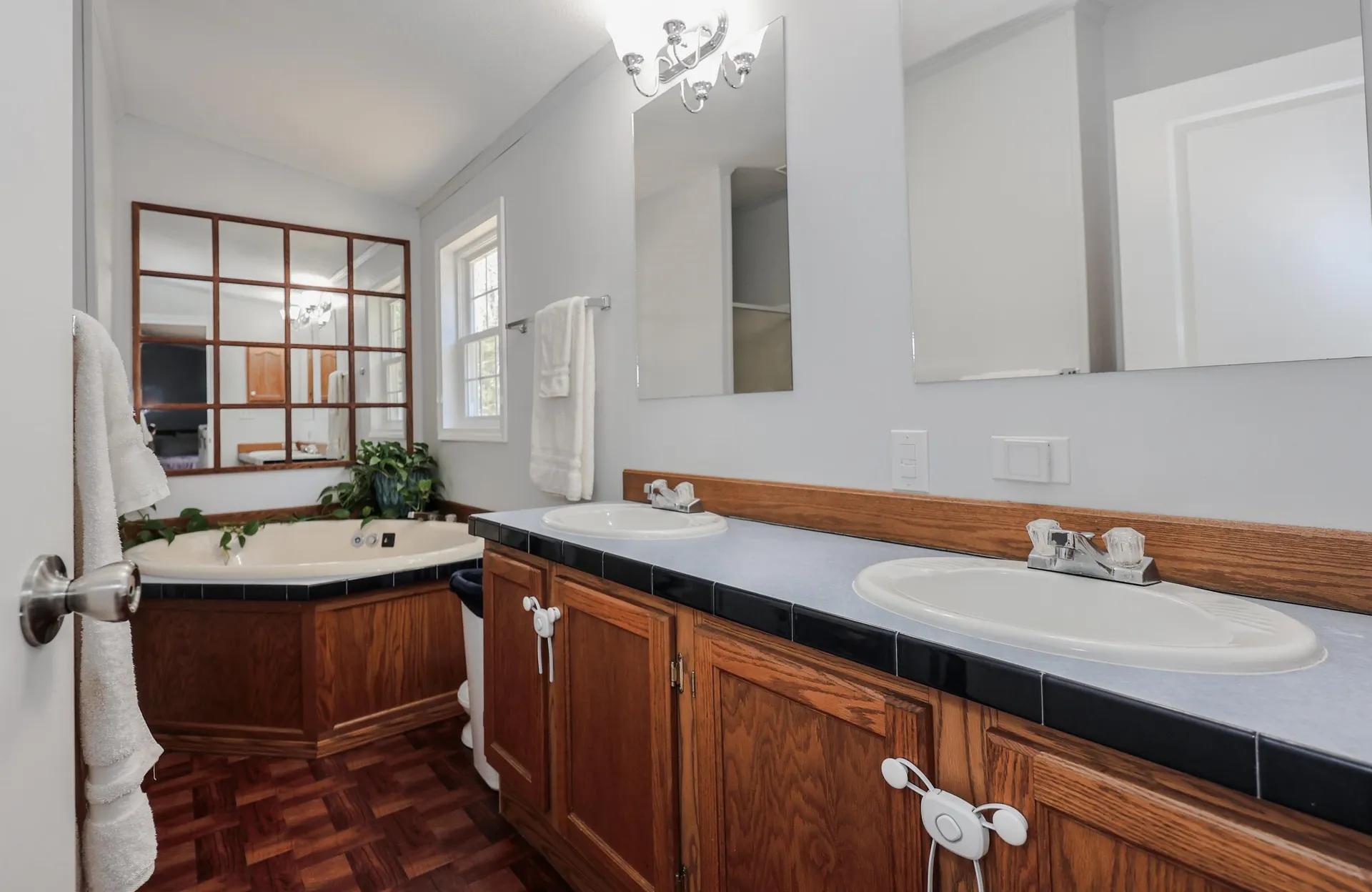 13 Jeffrey Drive Northwood NH 03261