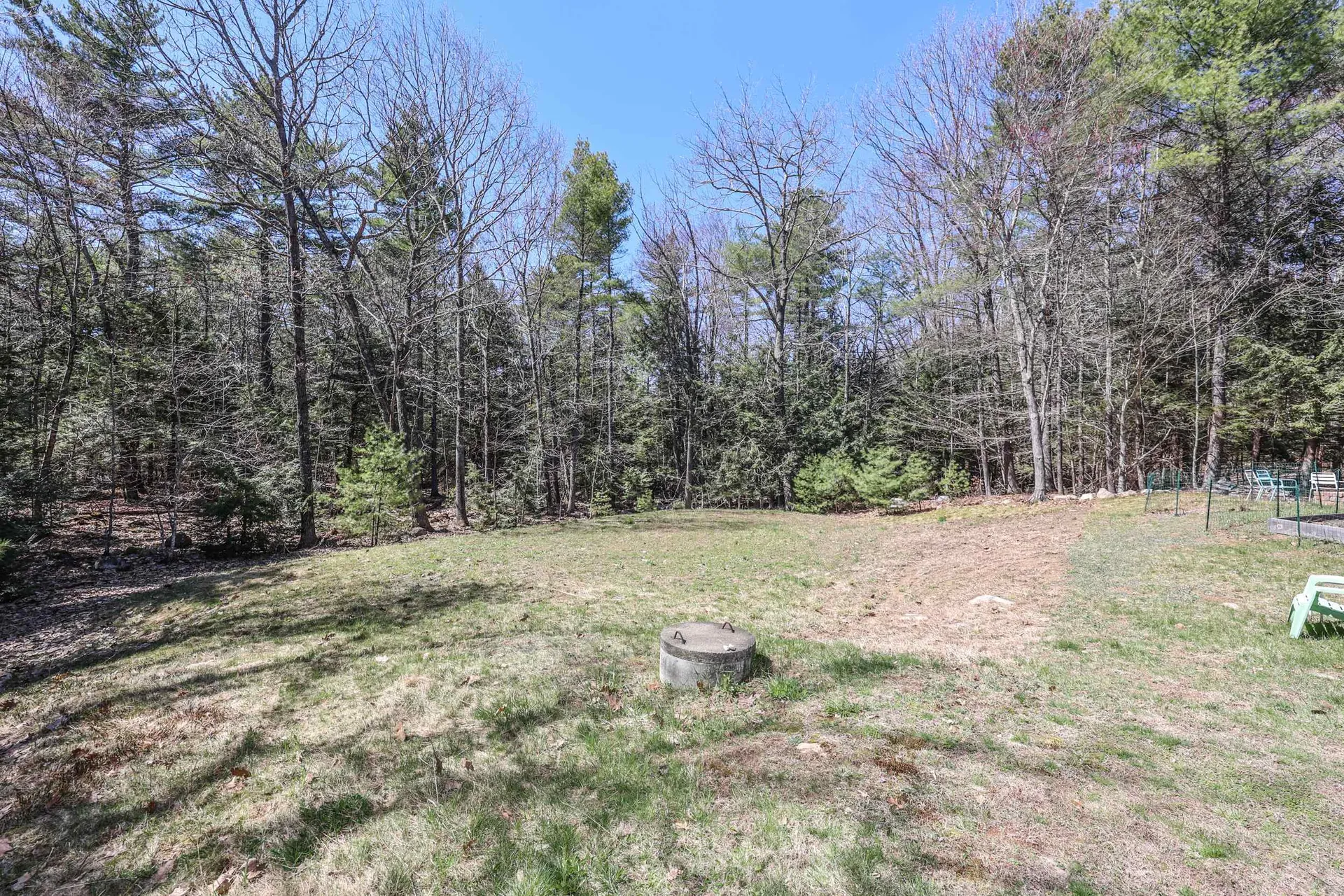 13 Jeffrey Drive Northwood NH 03261