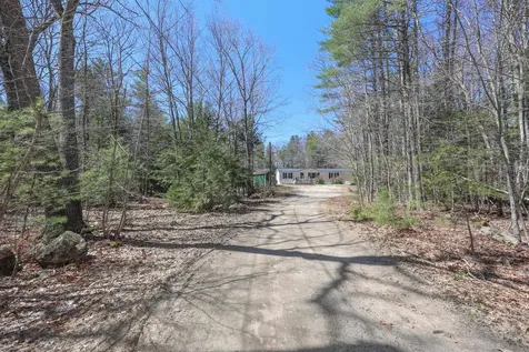 13 Jeffrey Drive Northwood NH 03261