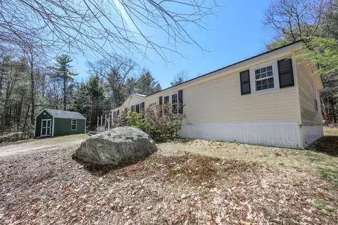 13 Jeffrey Drive Northwood NH 03261