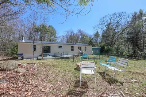 13 Jeffrey Drive Northwood NH 03261