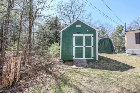 13 Jeffrey Drive Northwood NH 03261