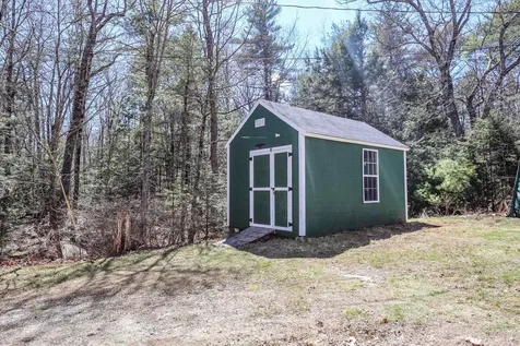 13 Jeffrey Drive Northwood NH 03261