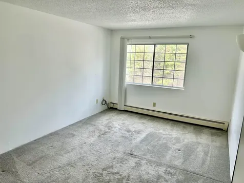 377 Huse Road Manchester NH 03103