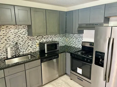 377 Huse Road Manchester NH 03103