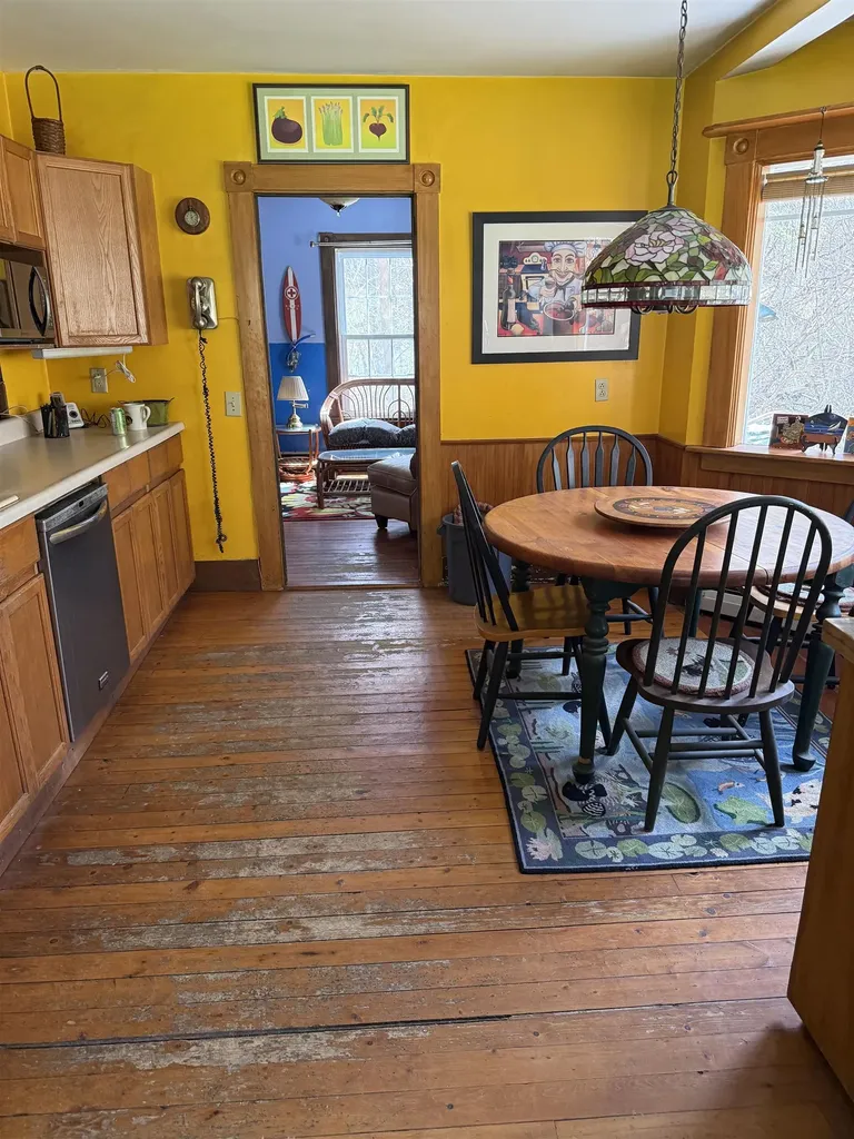 105 Craigue Hill Springfield VT 05156