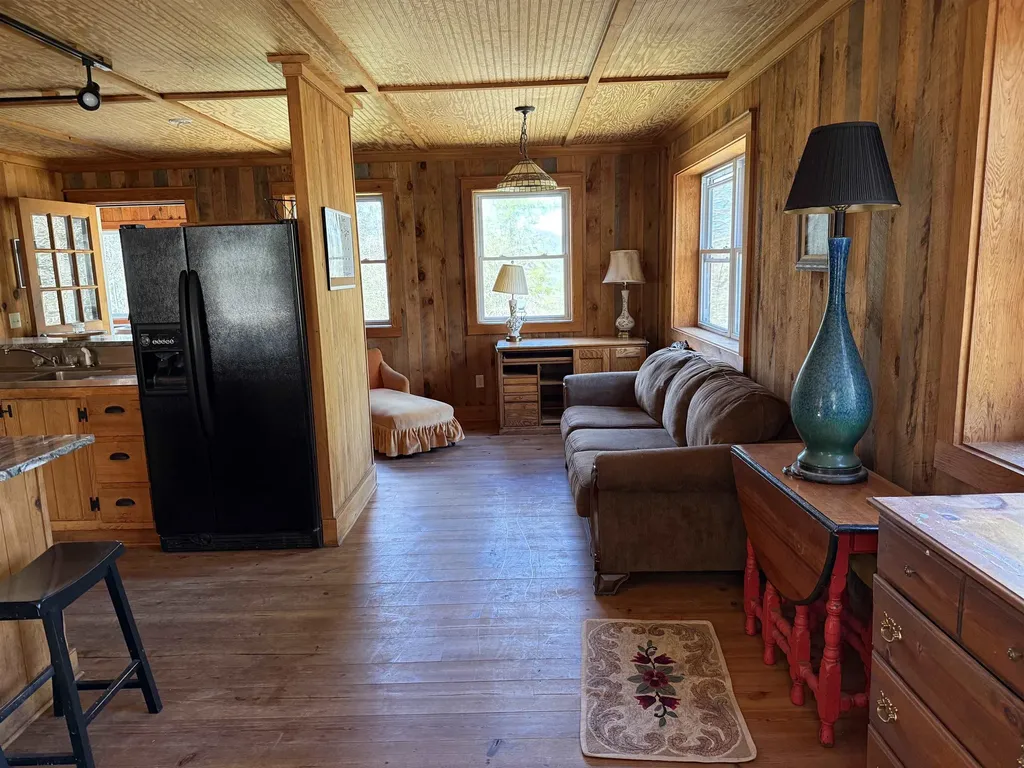 105 Craigue Hill Springfield VT 05156