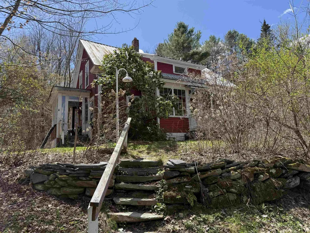 105 Craigue Hill Springfield VT 05156