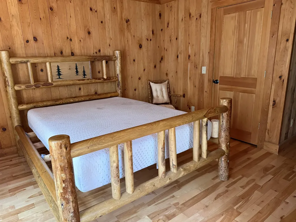 105 Craigue Hill Springfield VT 05156