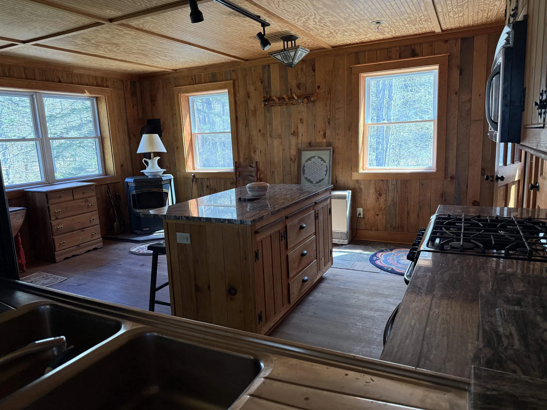 105 Craigue Hill Springfield VT 05156