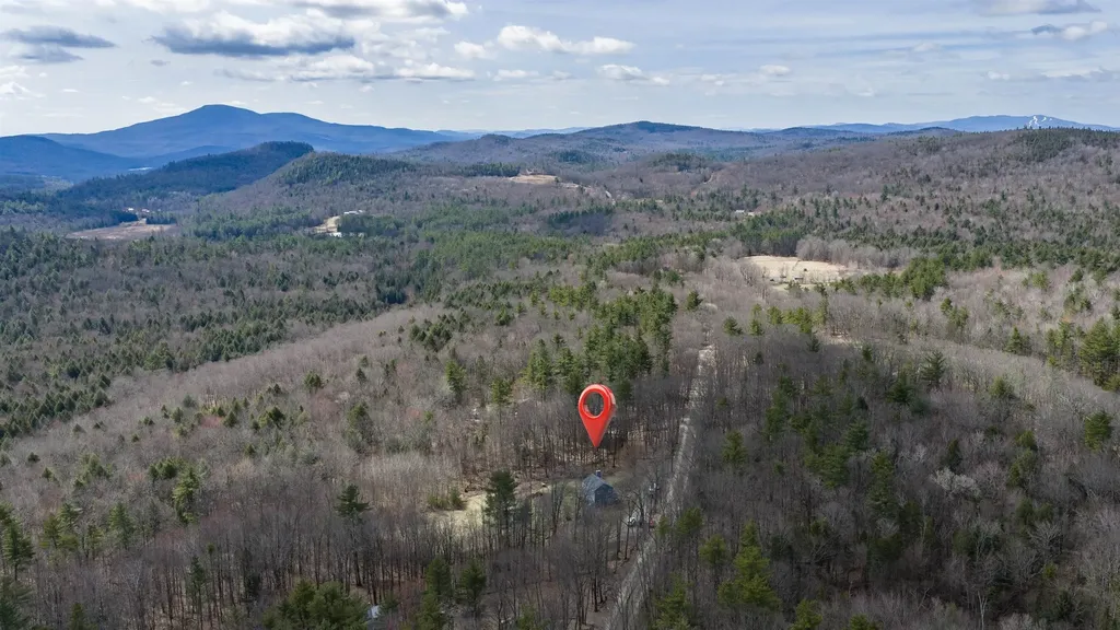 44 Dean Road Danbury NH 03230