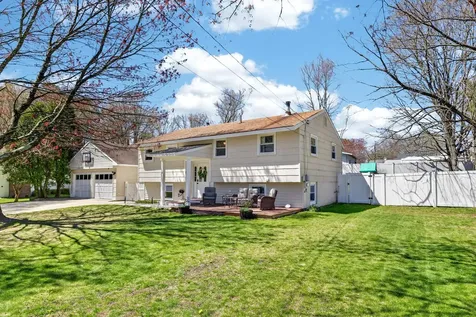 3 Pinewood Drive Merrimack NH 03054