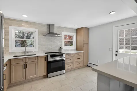 3 Pinewood Drive Merrimack NH 03054