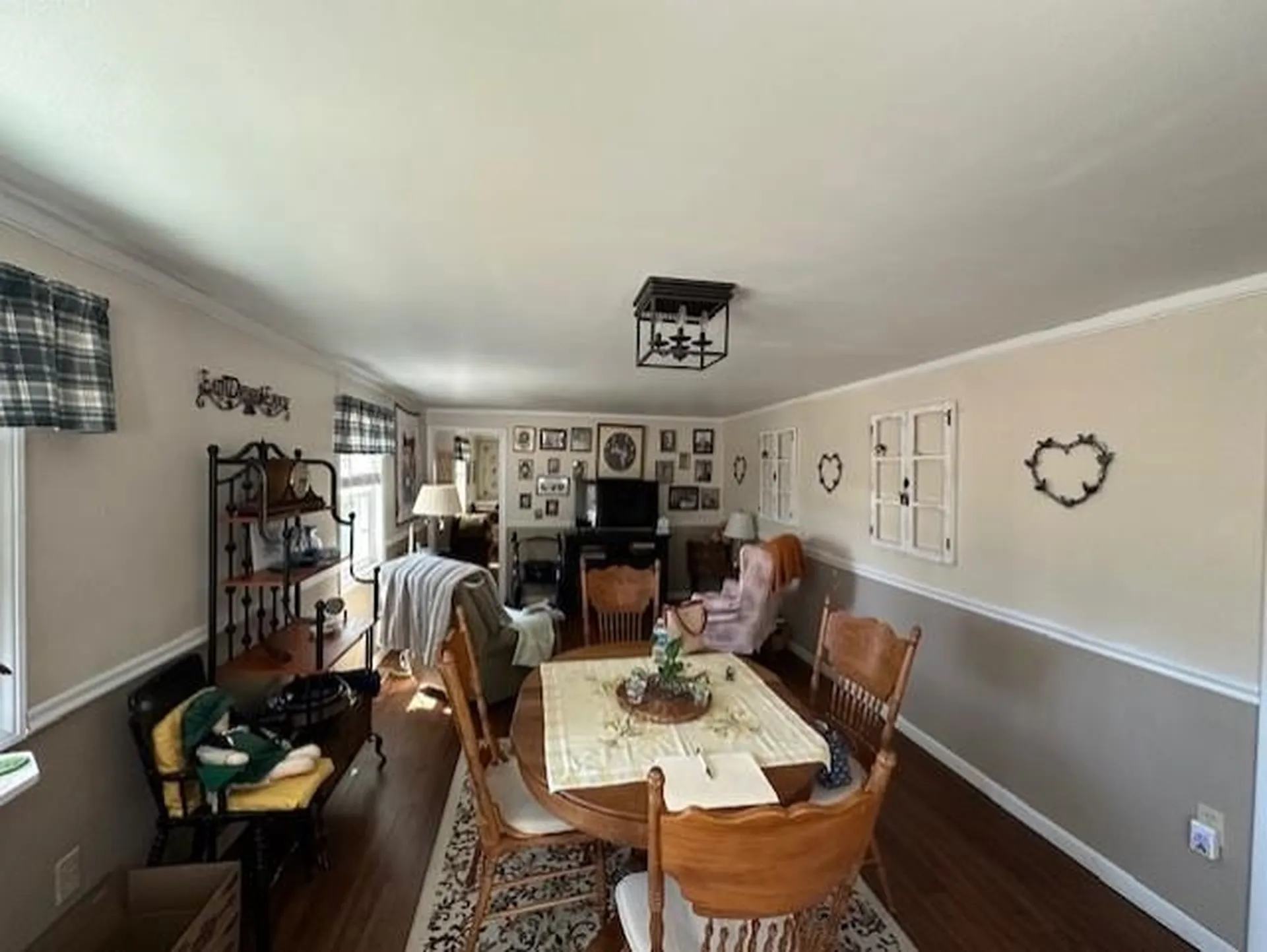 320 Old Lake Shore Road Gilford NH 03249