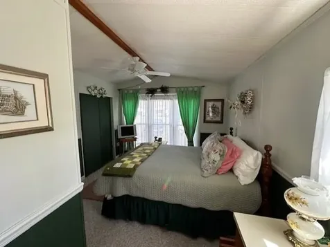 320 Old Lake Shore Road Gilford NH 03249