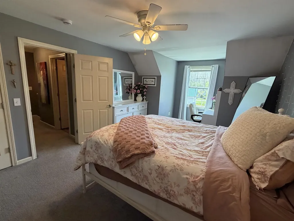 48 Griswold Drive Rutland City VT 05701