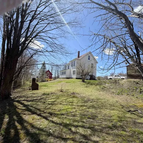 30 Mooney Street Farmington NH 03851
