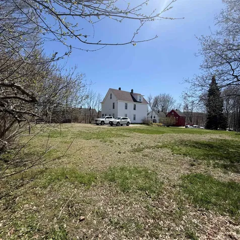 30 Mooney Street Farmington NH 03851