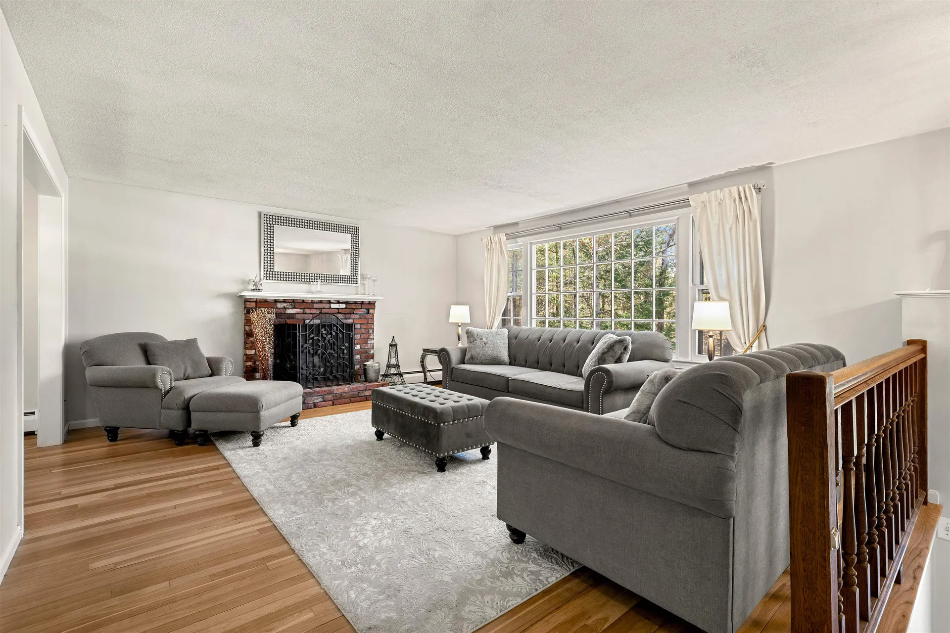 6 Newbury Drive Amherst NH 03031