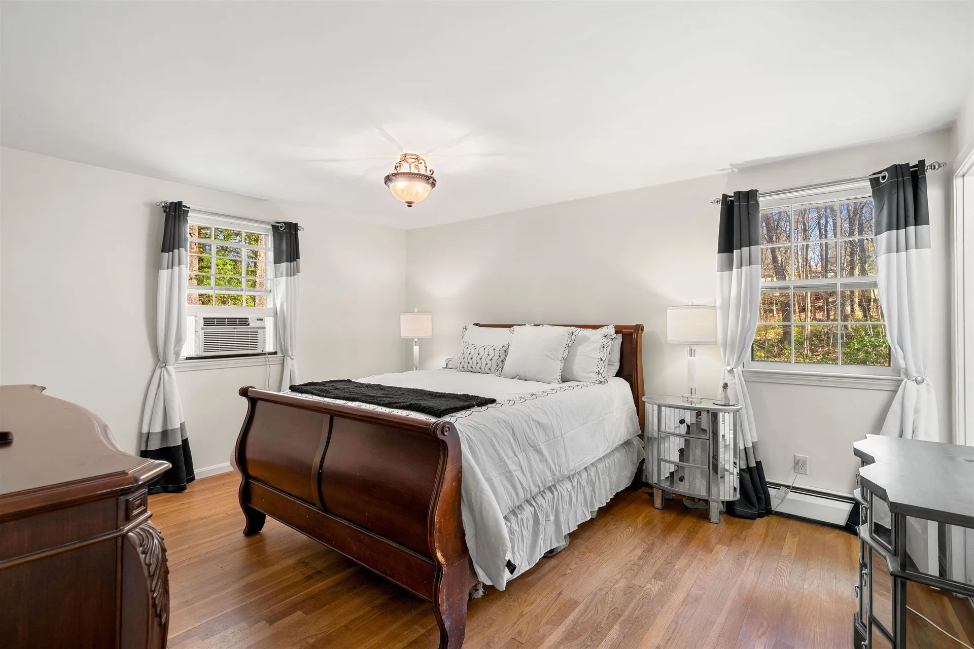 6 Newbury Drive Amherst NH 03031