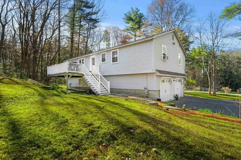 6 Newbury Drive Amherst NH 03031