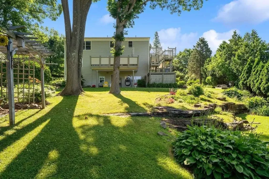 46 Chittenden Drive Burlington VT 05401