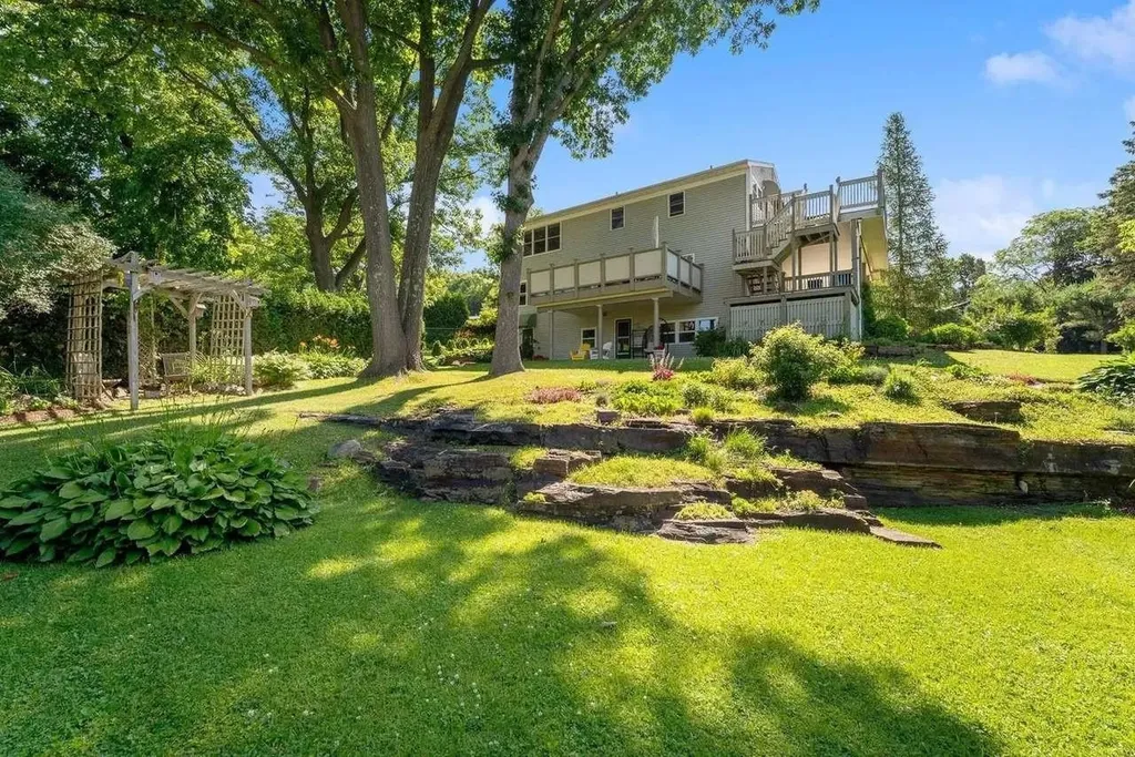46 Chittenden Drive Burlington VT 05401
