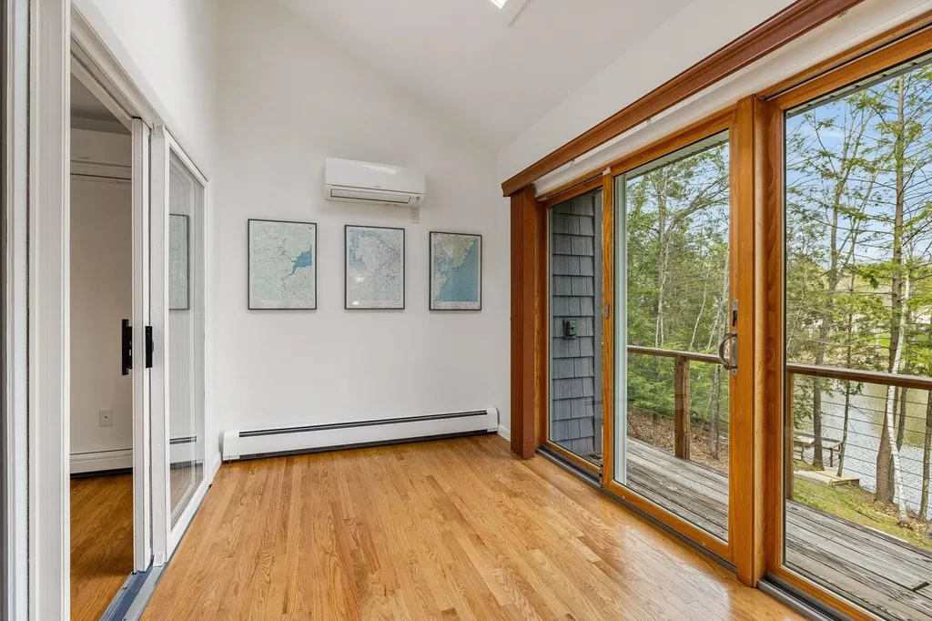 10 Great Cove Drive Newmarket NH 03857