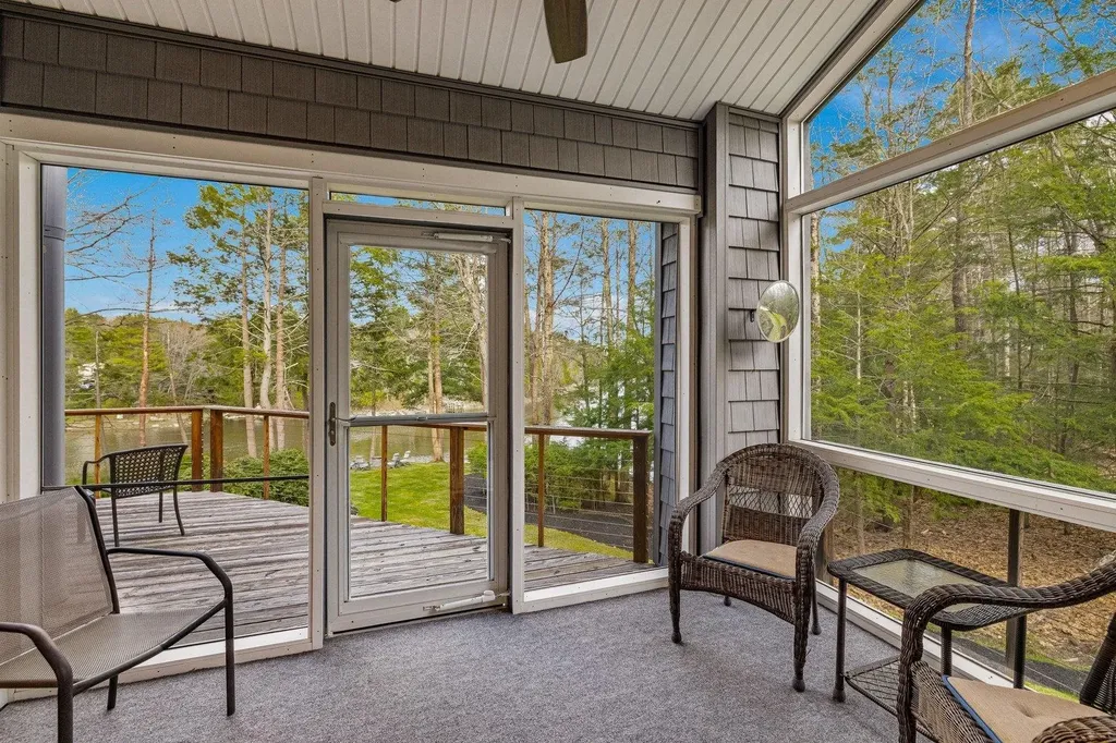 10 Great Cove Drive Newmarket NH 03857