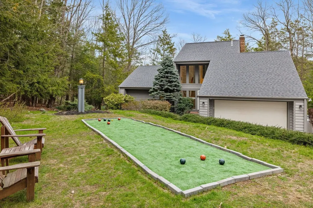 10 Great Cove Drive Newmarket NH 03857