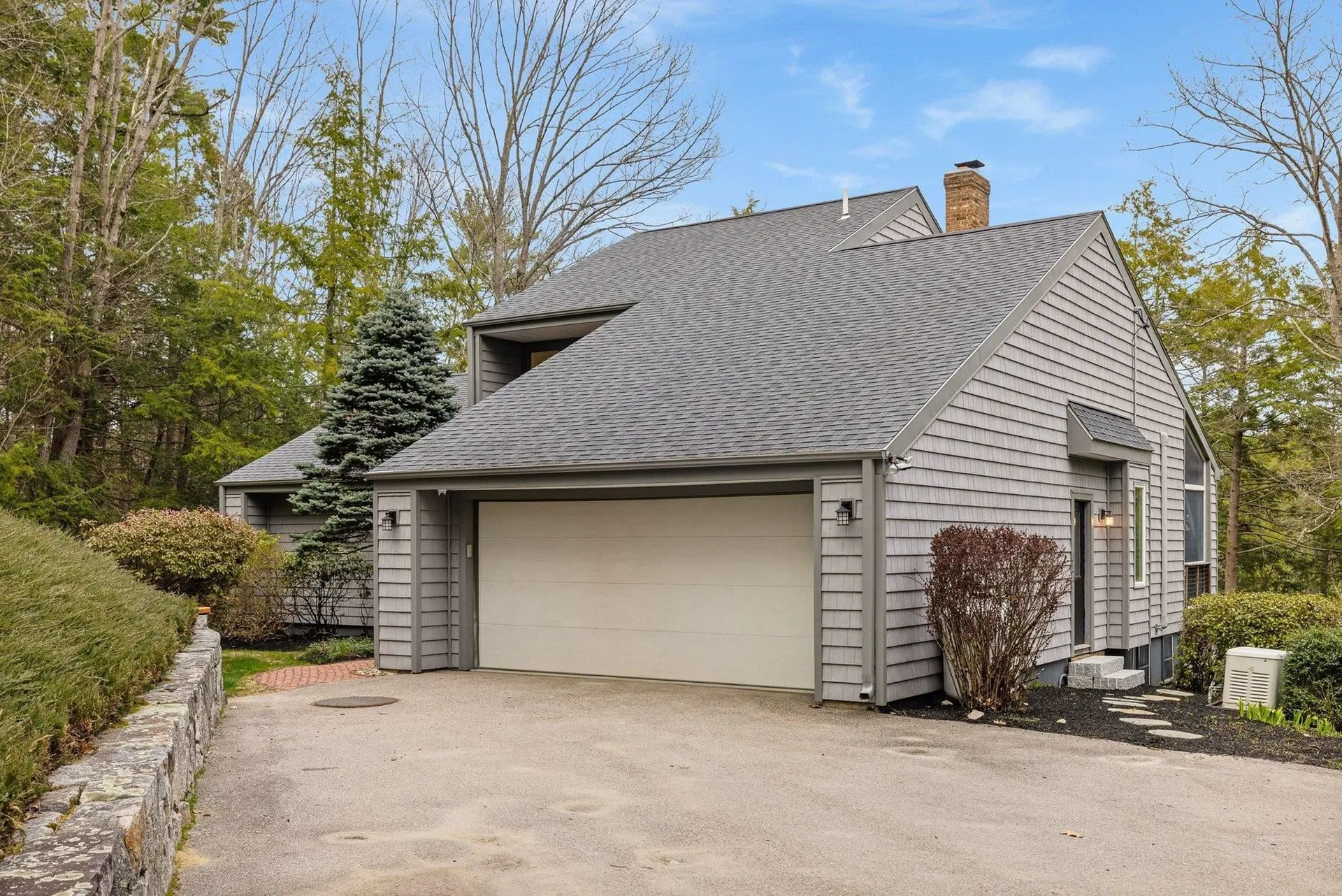 10 Great Cove Drive Newmarket NH 03857