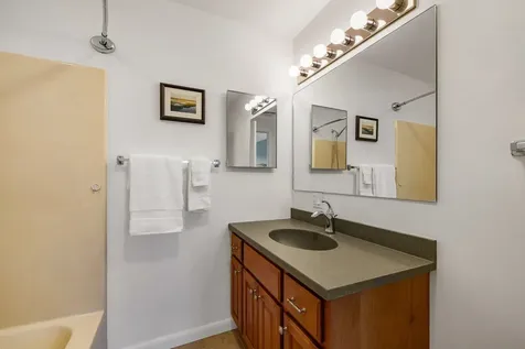10 Great Cove Drive Newmarket NH 03857
