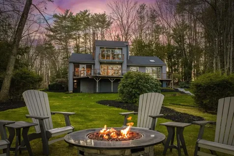10 Great Cove Drive Newmarket NH 03857