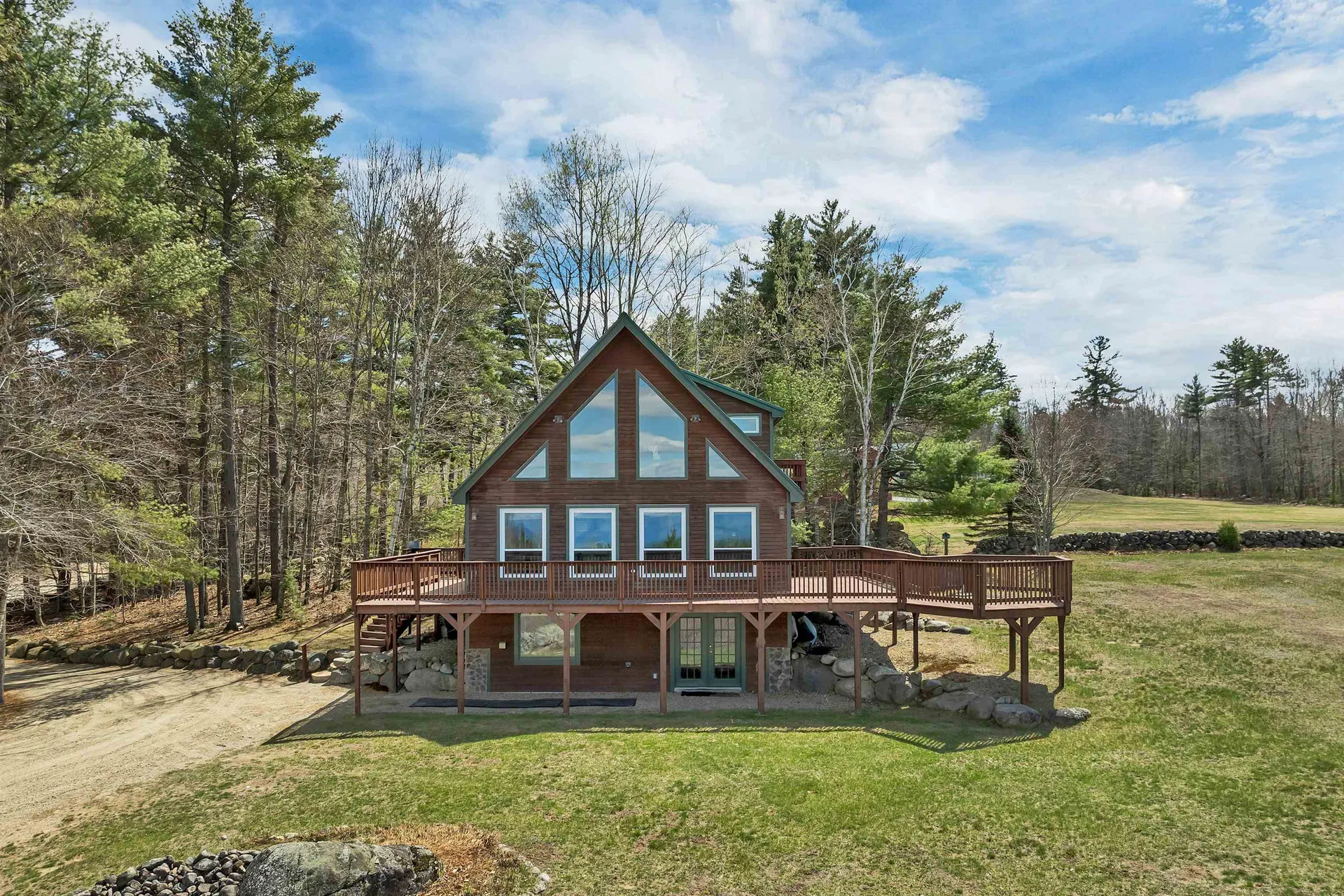 59 Effingham Road Ossipee NH 03864
