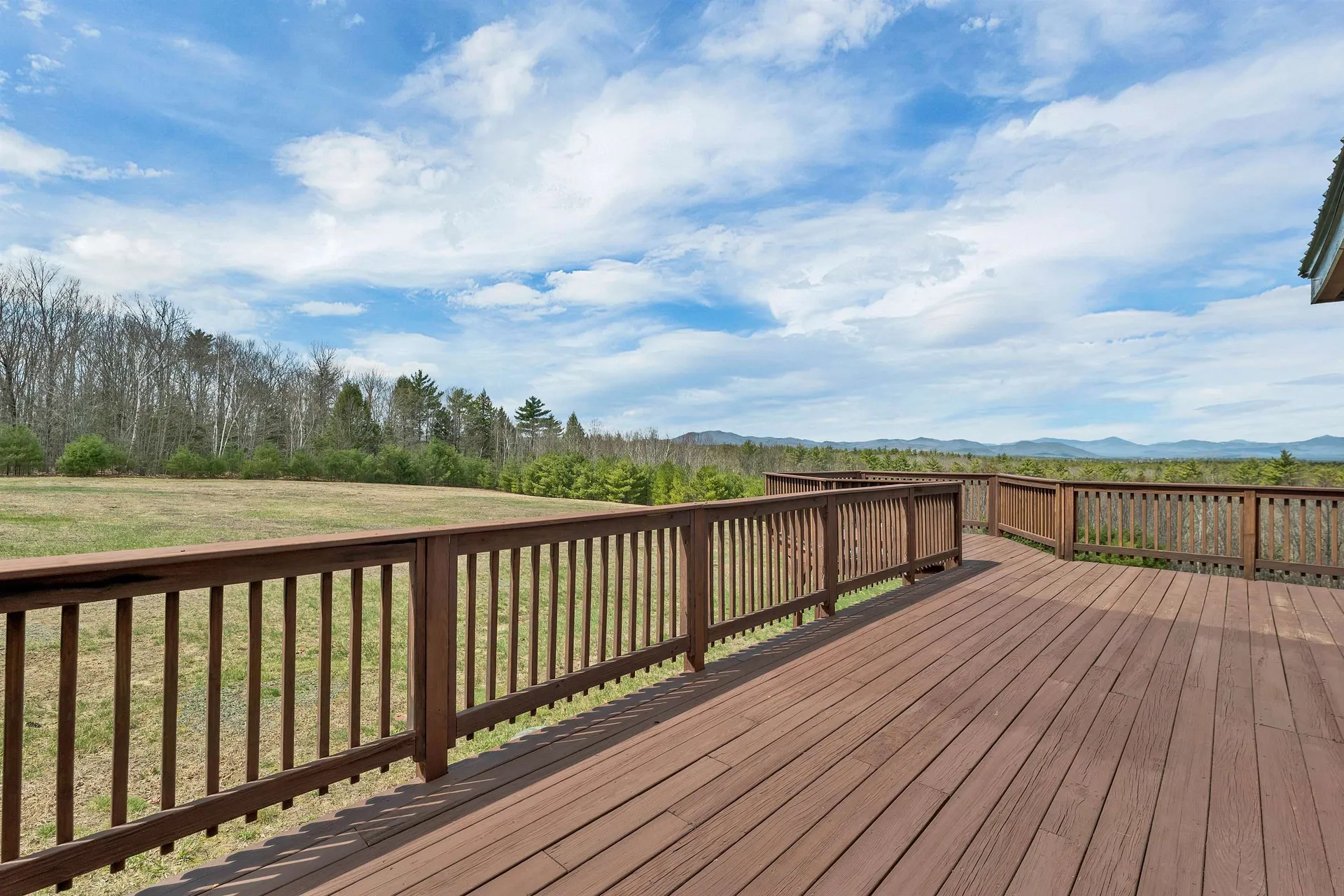 59 Effingham Road Ossipee NH 03864