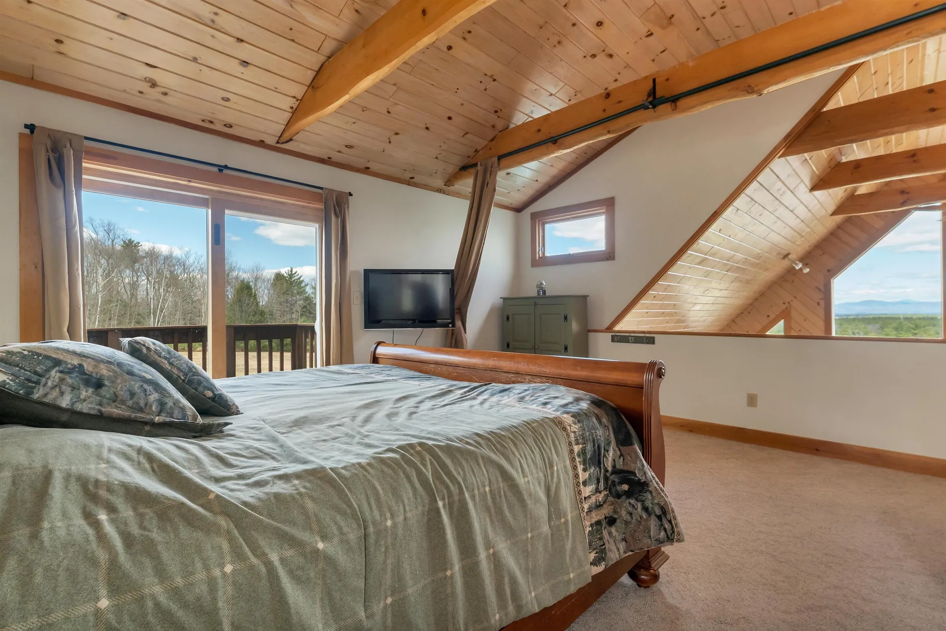 59 Effingham Road Ossipee NH 03864