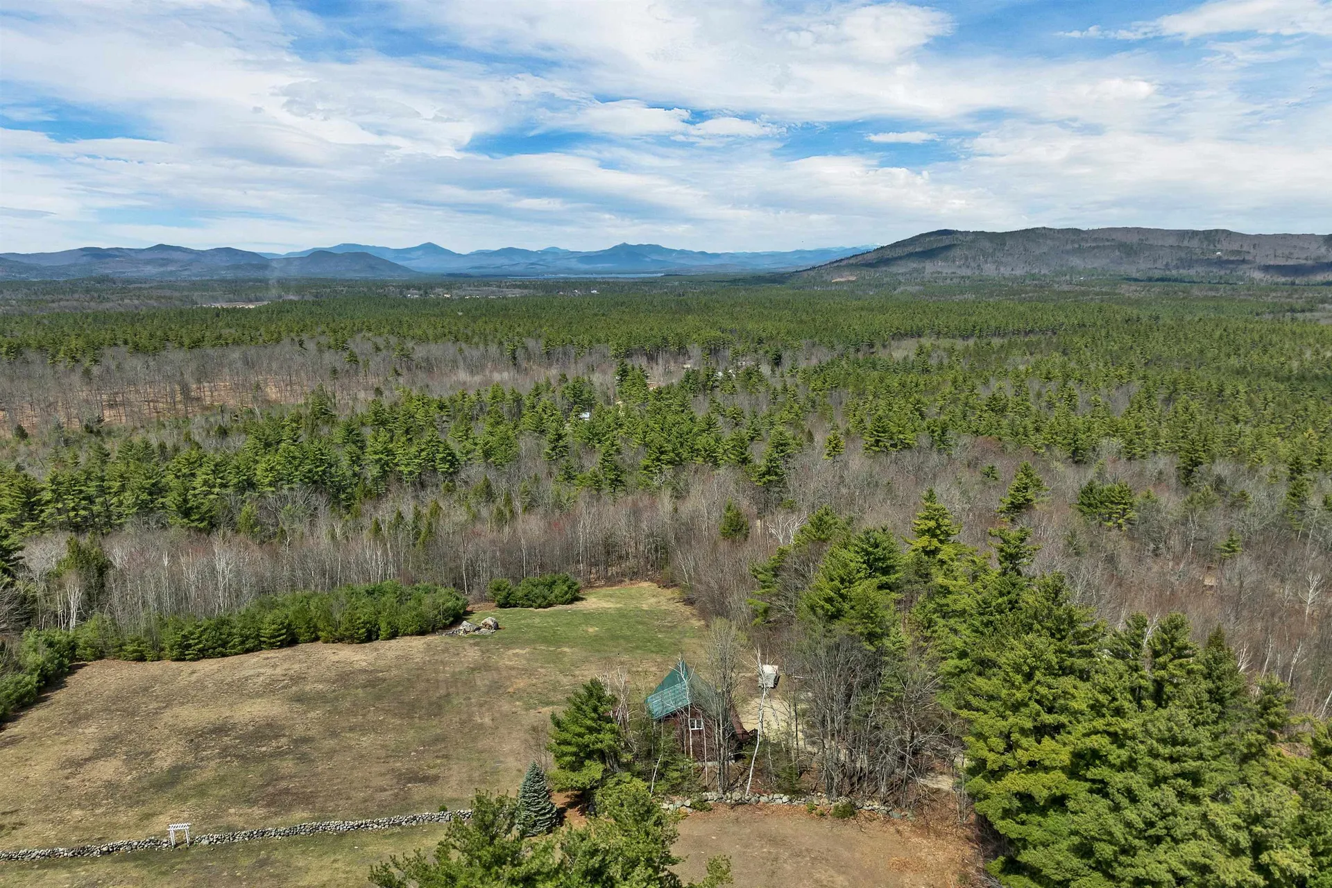 59 Effingham Road Ossipee NH 03864
