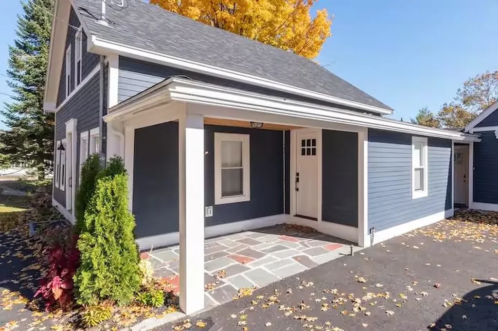 175 Center Street Wolfeboro NH 03894