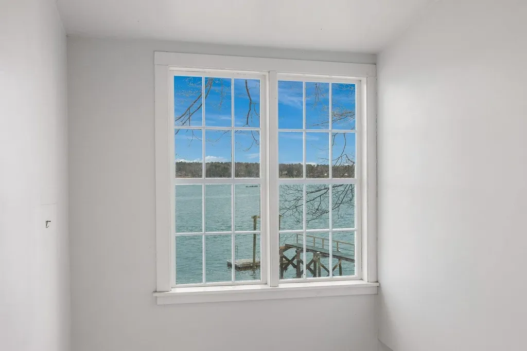 28 Colony Cove Road Durham NH 03824