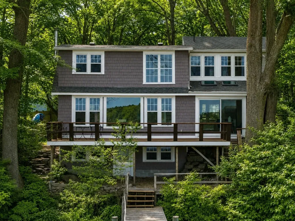 28 Colony Cove Road Durham NH 03824