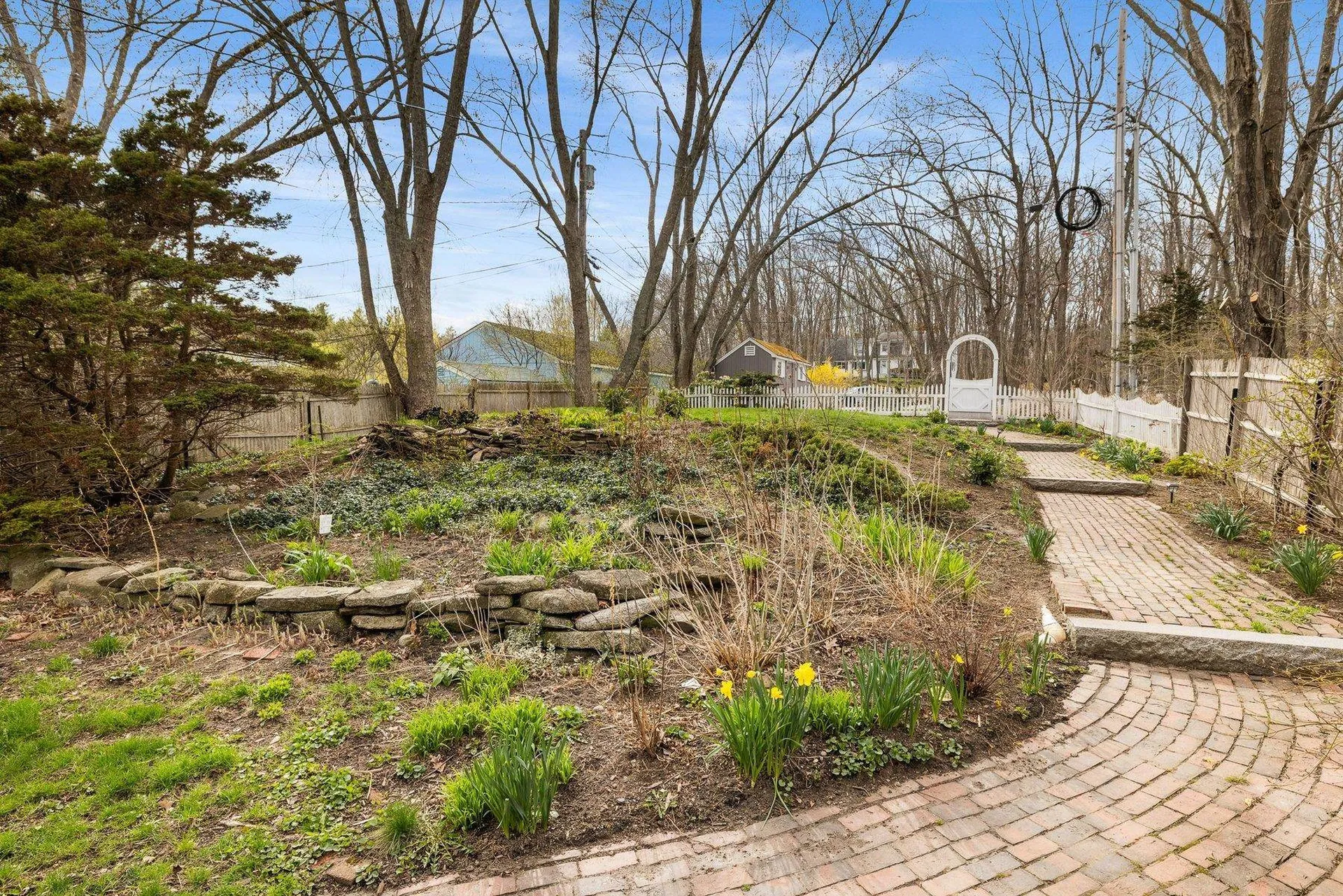 28 Colony Cove Road Durham NH 03824