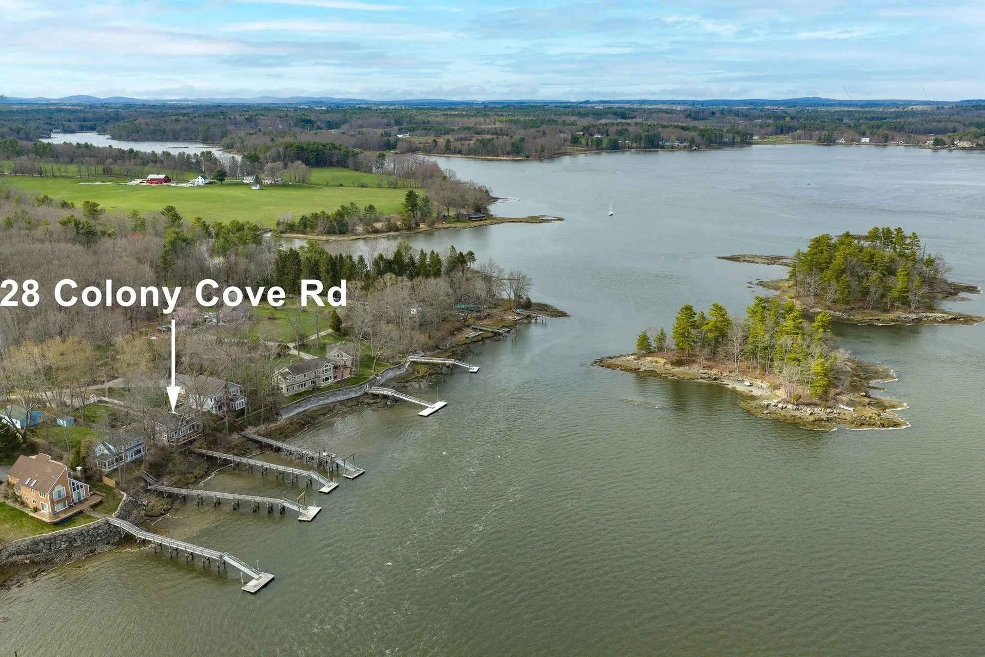 28 Colony Cove Road Durham NH 03824