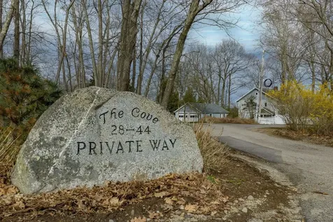 28 Colony Cove Road Durham NH 03824