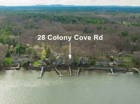 28 Colony Cove Road Durham NH 03824